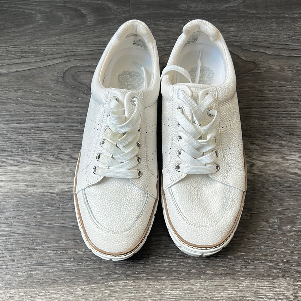 Vince Camuto Rezelli Lace-Up Sneaker